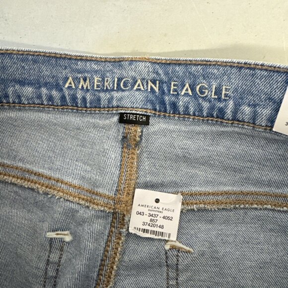 American Eagle Outfitters 90’s Bootcut Jeans Women's Size 10 Regular Light Wash - Picture 7 of 8